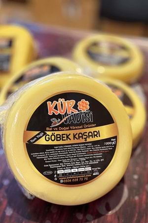 GÖBEK KAŞAR PEYNİRİ 1KG